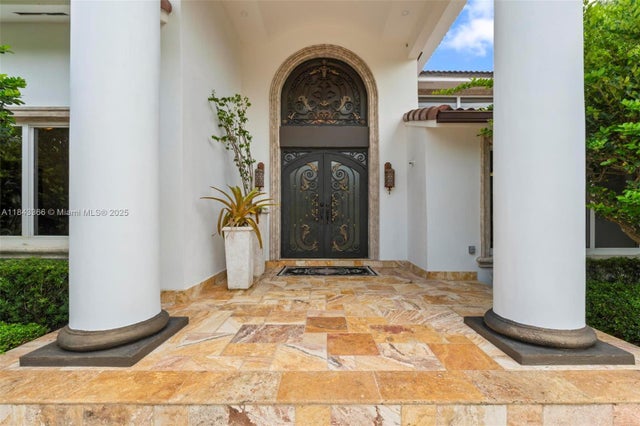 5 of 100 - 185 Sw 130th Ave, Miami, FL