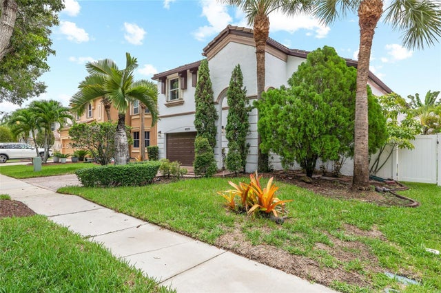3 of 51 - 4939 Sw 164th Ave, Miramar, FL