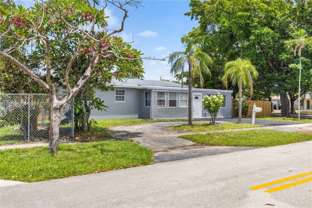 2 of 29 - 3851 Nw 3rd Terrace, Deerfield Beach, FL