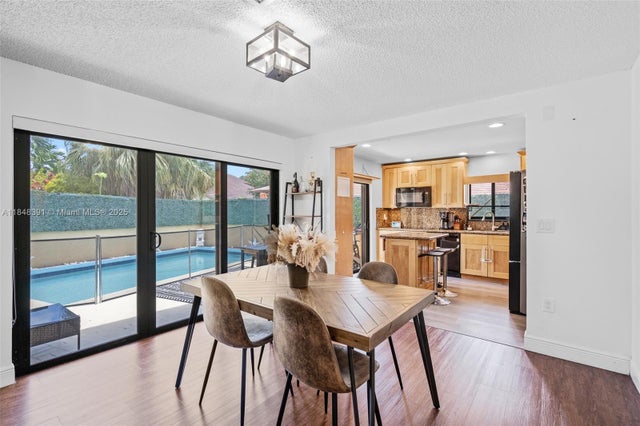 3 of 49 - 1030 Ne 202nd Ter, Miami, FL