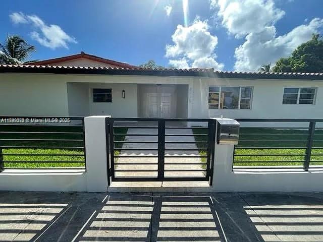 2710 Sw 31st Ave, Miami