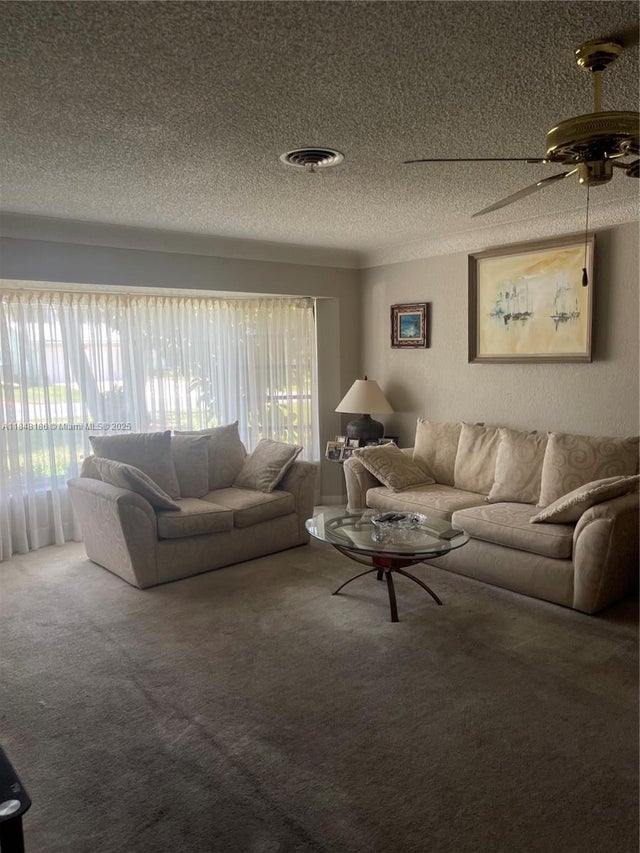 2 of 36 - 2730 Ne 8th St, Pompano Beach, FL