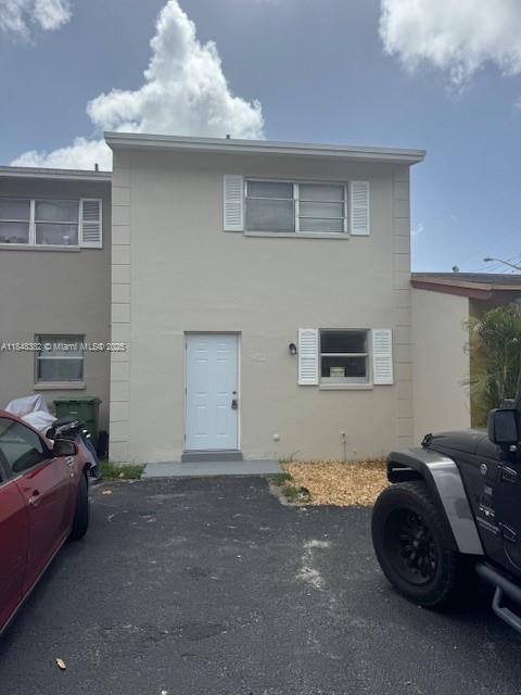 952 Nw 24th Ave, Fort Lauderdale