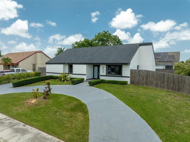 3 of 32 - 20735 Sw 120th Ct, Miami, FL