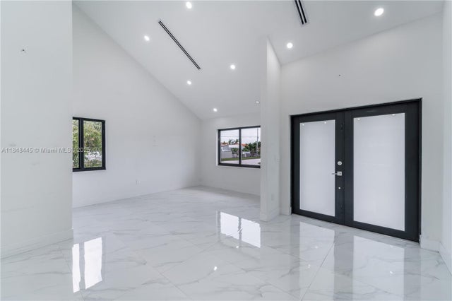 4 of 32 - 20735 Sw 120th Ct, Miami, FL