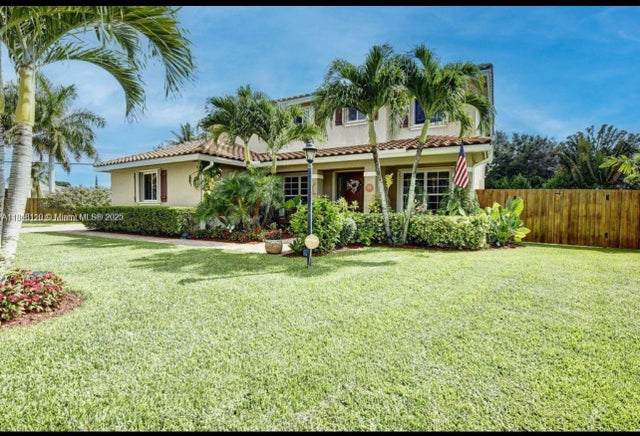 1 of 56 - 2237 Nw 15th Pl, Homestead, FL