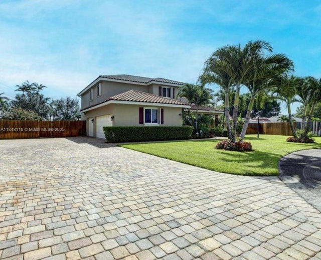 2 of 56 - 2237 Nw 15th Pl, Homestead, FL