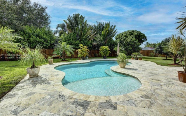 5 of 56 - 2237 Nw 15th Pl, Homestead, FL