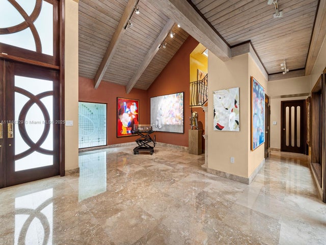 3 of 19 - 20251 W Oak Haven Cir, Miami, FL