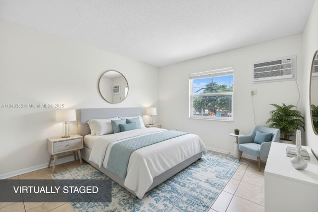 4 of 28 - 200 S Birch Rd 201, Fort Lauderdale, FL