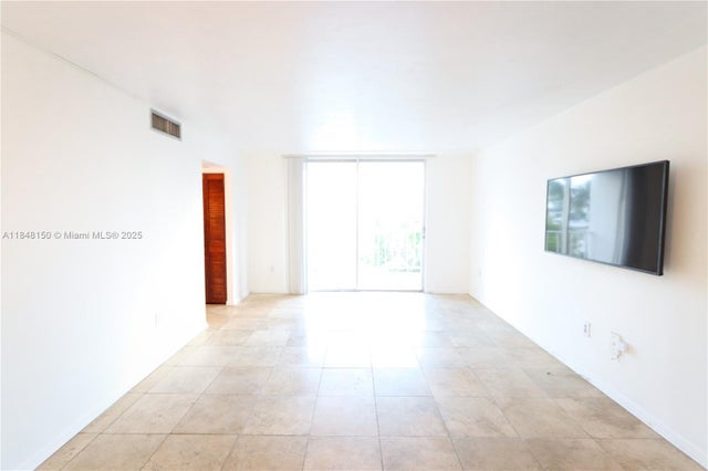 3 of 25 - 6900 Bay Dr 3i, Miami Beach, FL