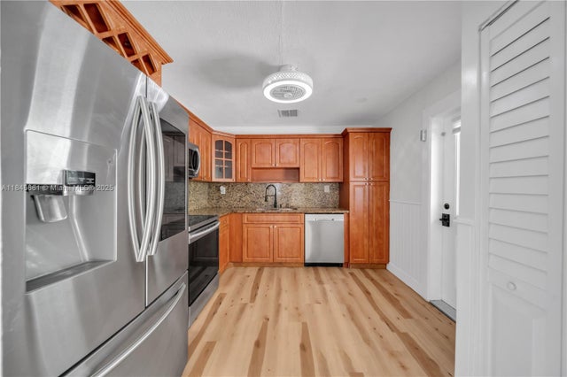 3 of 47 - 1710 Sw 98th Ter, Miramar, FL