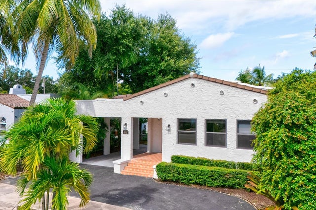 4 of 33 - 2217 Red Rd, Coral Gables, FL