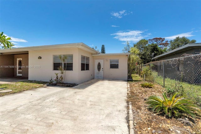 2 of 35 - 213 Nw 28th Ave, Fort Lauderdale, FL