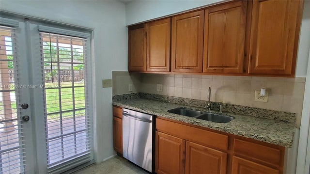 5 of 14 - 142 Nw 21 St, Homestead, FL
