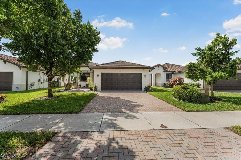 5044 Arancia Ln, AVE MARIA