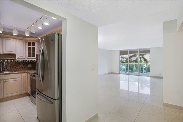 2 of 42 - 3800 S Ocean Dr 414, Hollywood, FL