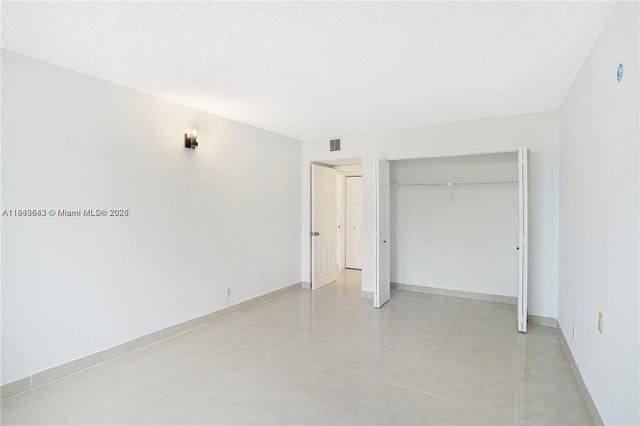4 of 42 - 3800 S Ocean Dr 414, Hollywood, FL