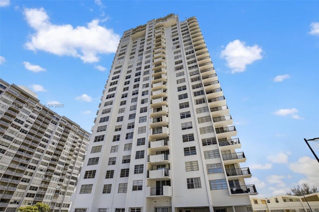 1 of 38 - 2750 Ne 183rd St 506, Aventura, FL