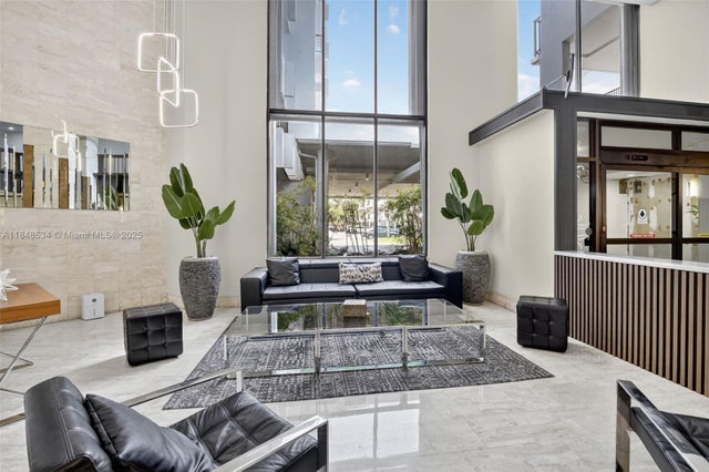 2 of 38 - 2750 Ne 183rd St 506, Aventura, FL