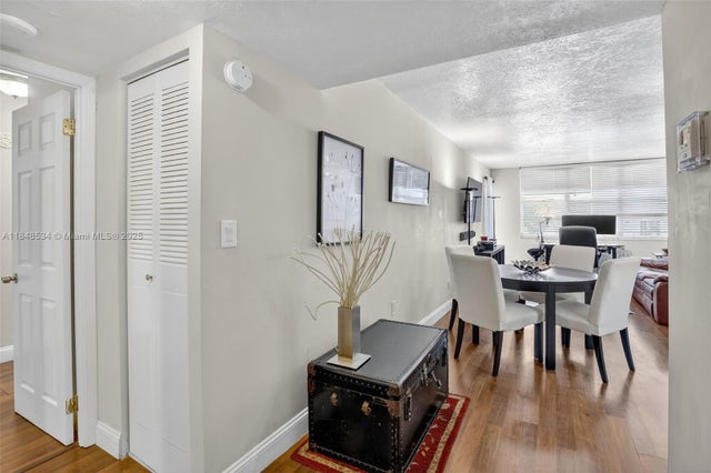 5 of 38 - 2750 Ne 183rd St 506, Aventura, FL