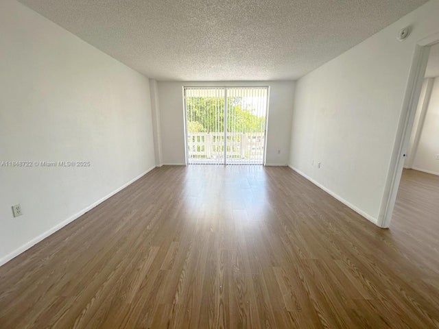 2 of 13 - 15600 Nw 7th Ave 301, Miami, FL