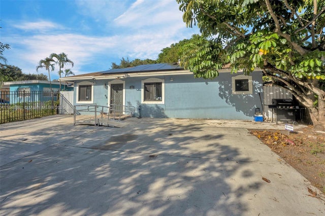 2 of 24 - 1933 Nw 85th St, Miami, FL