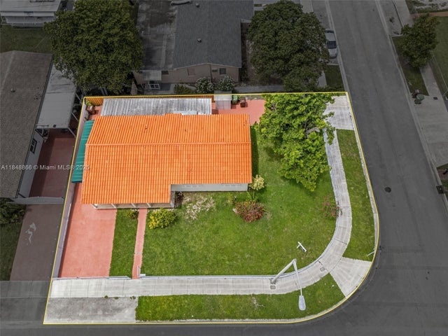 3400 W 13th Ave, Hialeah