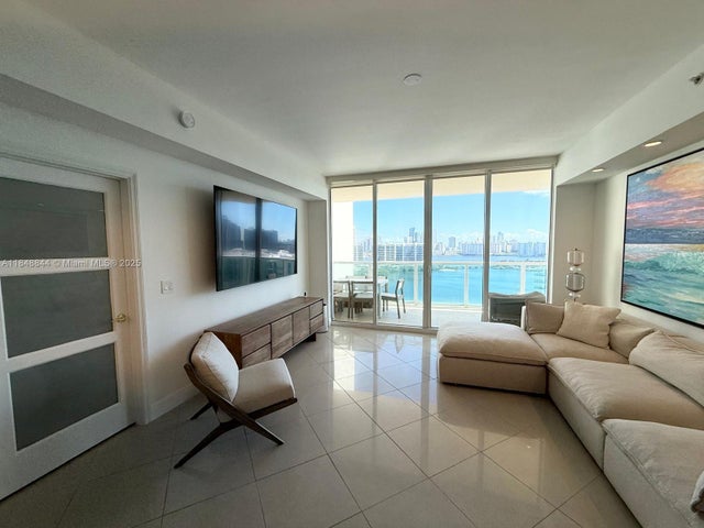 4 of 53 - 3330 Ne 190th St 1815, Aventura, FL