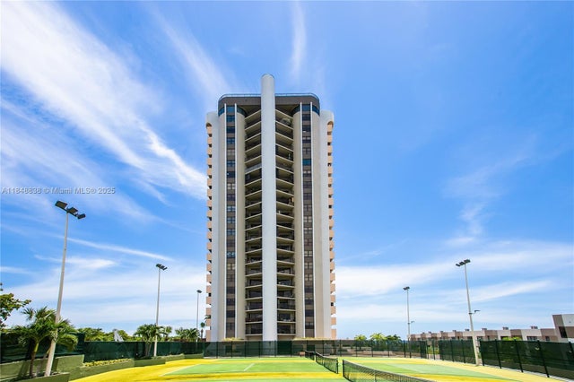 1 of 22 - 1800 Ne 114th St 511, Miami, FL