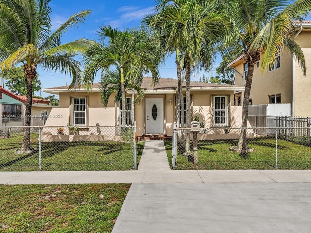 4 of 56 - 17175 Ne 21st Ave, North Miami Beach, FL