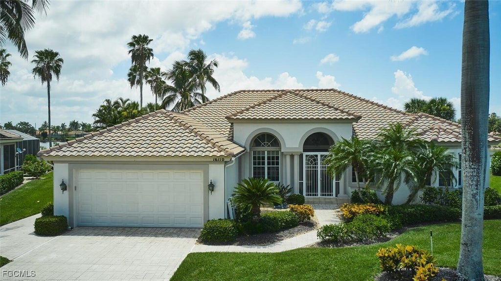 16110 Edgemont Dr, Fort Myers