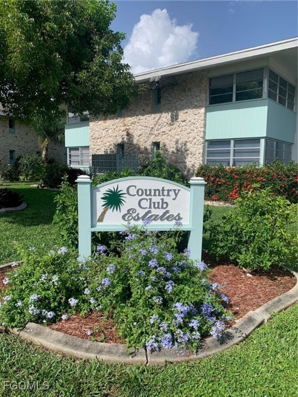 4202 Se 4th Pl 10, Cape Coral
