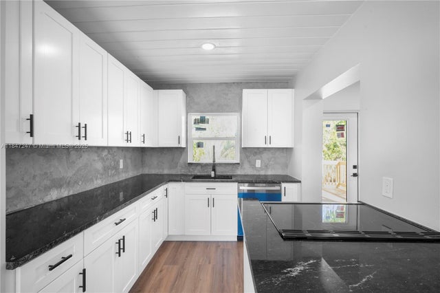 4 of 17 - 8477 Se Begonia Way, Hobe Sound, FL