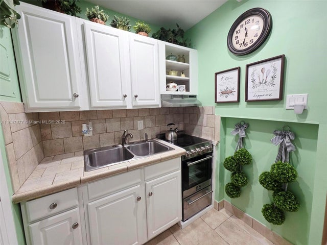 1 of 50 - 6260 Ne 18th Ave 823, Fort Lauderdale, FL