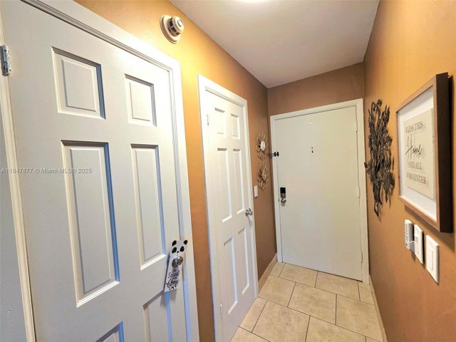 3 of 50 - 6260 Ne 18th Ave 823, Fort Lauderdale, FL