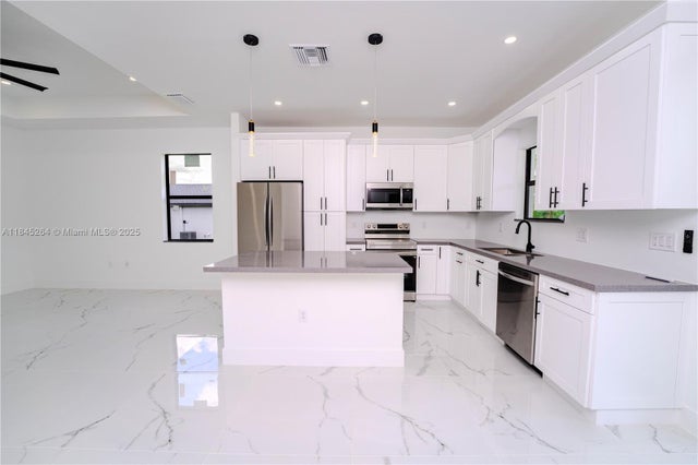 5 of 30 - 4107 13 St Sw, Lehigh Acres, FL