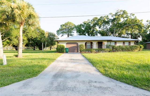4 of 31 - 8103 Santa Clara Blvd, Fort Pierce, FL