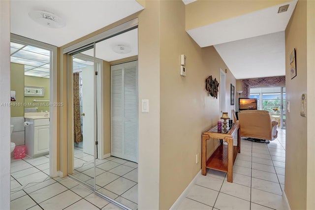 5 of 32 - 2800 Nw 47th Ter 404b, Lauderdale Lakes, FL