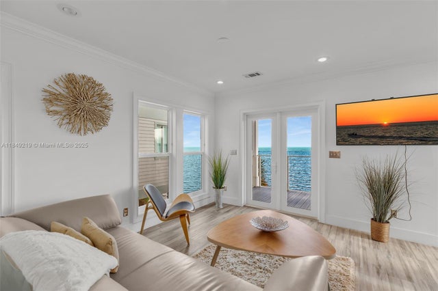 5 of 43 - 94825 Overseas Hwy #31, Key Largo, FL