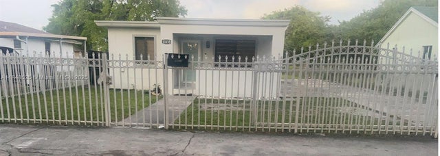 1 of 10 - N/A, Miami, FL