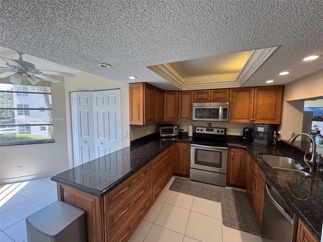 4 of 27 - 1920 Sabal Palm Dr 201, Davie, FL