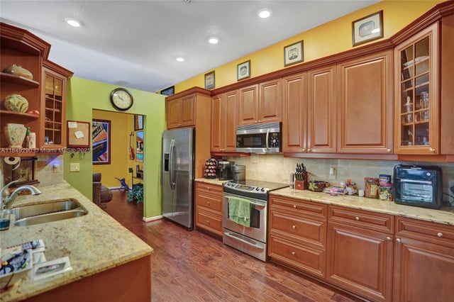4 of 25 - 212 Citrus Trl, Boynton Beach, FL