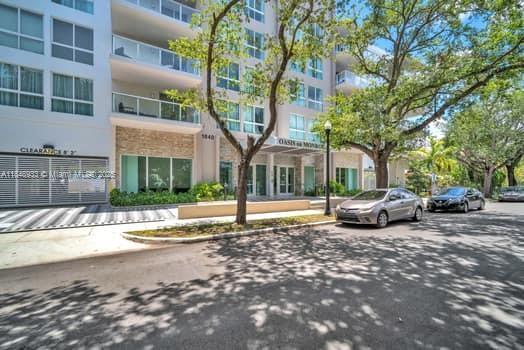 3 of 11 - 1850 Monroe 309, Hollywood, FL