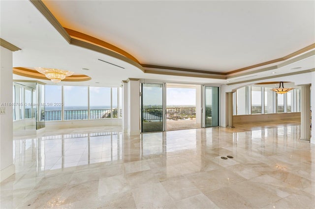 3 of 24 - 1021 Hillsboro Mile #rg, Hillsboro Beach, FL
