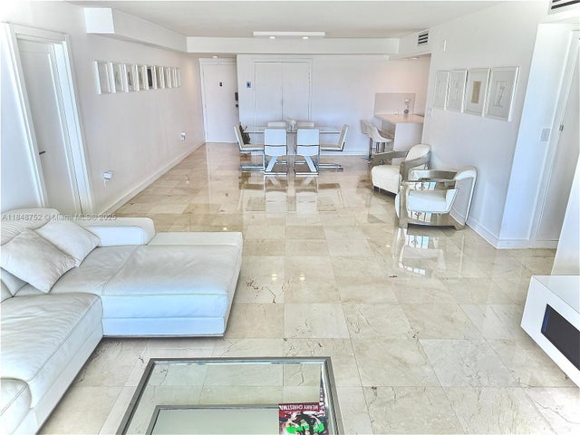 4 of 36 - 9250 W Bay Harbor Dr 5d, Bay Harbor Islands, FL