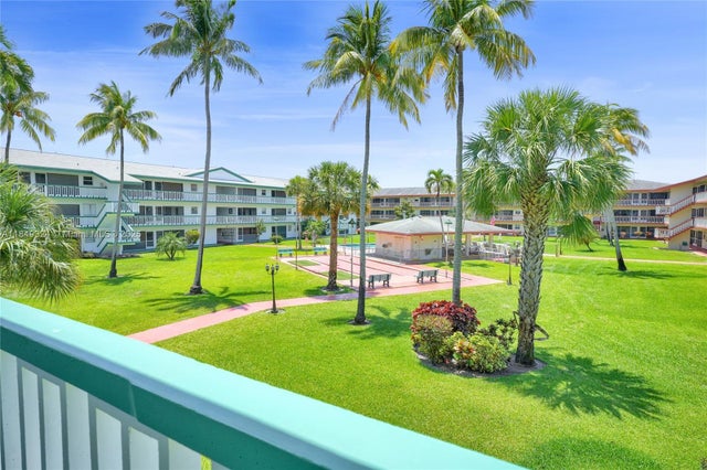 2 of 20 - 5300 Washington St I205, Hollywood, FL