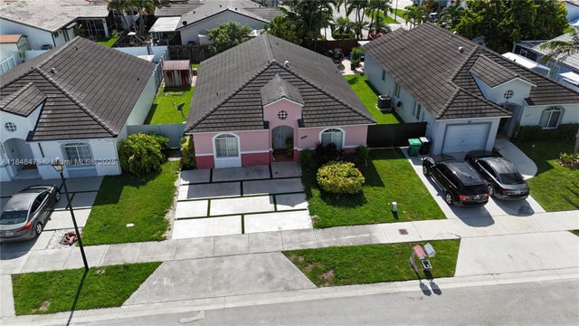 2 of 20 - 16884 Sw 142nd Ct, Miami, FL
