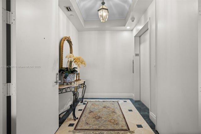 1 of 43 - 733 Crandon Blvd 405, Key Biscayne, FL