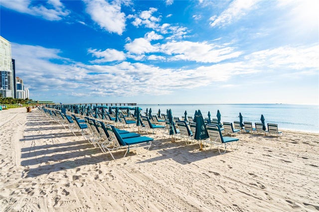 4 of 96 - 16445 Collins Ave 1426, Sunny Isles Beach, FL